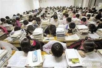 韩寒发长文说自己退学是很失败的事,你曾经有没有特别不想上学的时刻?