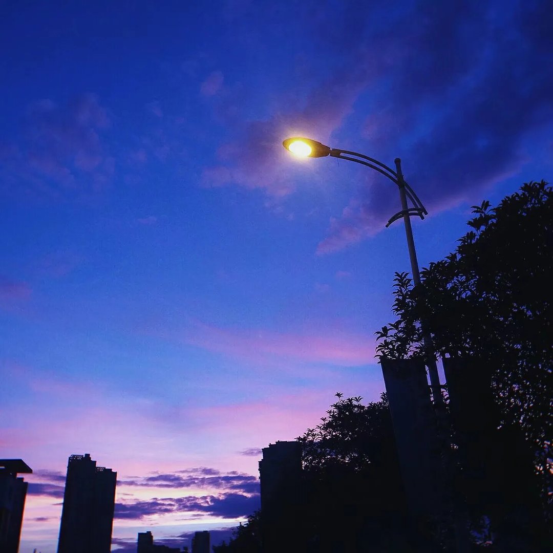 学校的天空