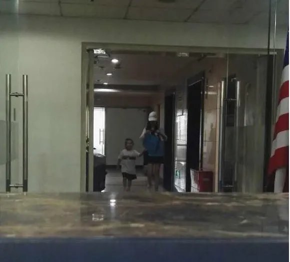 马蓉带儿女学英语是为了移民做准备吗？