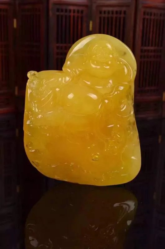 琥珀蜜蜡,你是怎么佩戴的,戴错了可是要出大事的