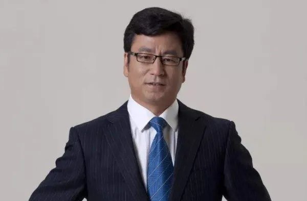 2012年伦敦奥运会,运动员入场仪式,日本队被工作人员请出运动场的画面,依然能回忆起……
