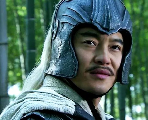 袁术做了这四件事让孙策寒心,最后他怎么死的?
