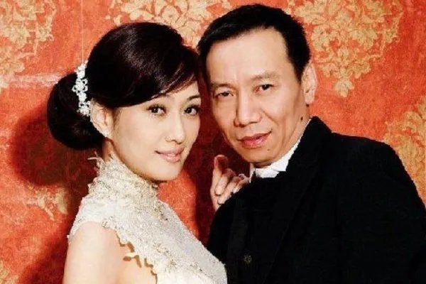被外籍男友骗财骗色,孟广美如何走出阴影?