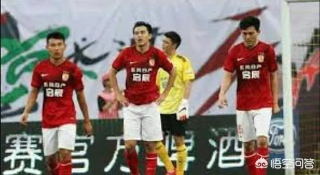广州恒大发布亚冠迎战天津权健的对决海报:捍卫荣耀!你如何评价?