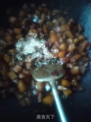 土豆红烧肉