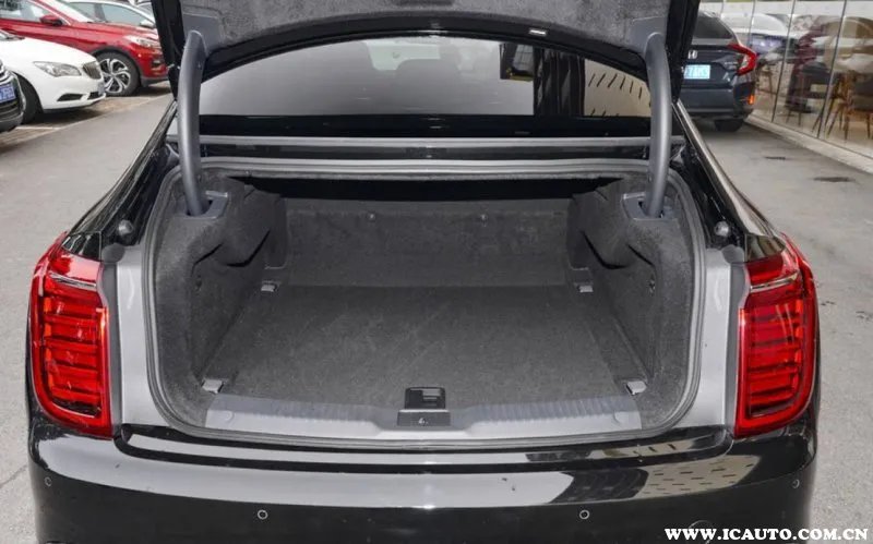 红旗H9新车正式上市,一汽红旗H9价格31万起