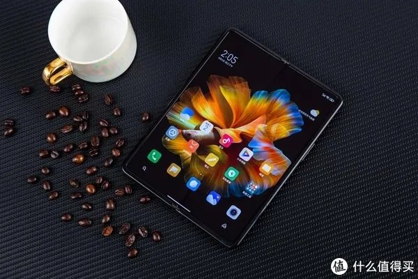 为什么说小米首款折叠屏只是个半成品?小米MIX FOLD优点缺点一文全解析