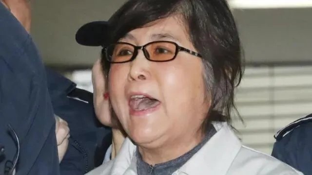 不是为了权势