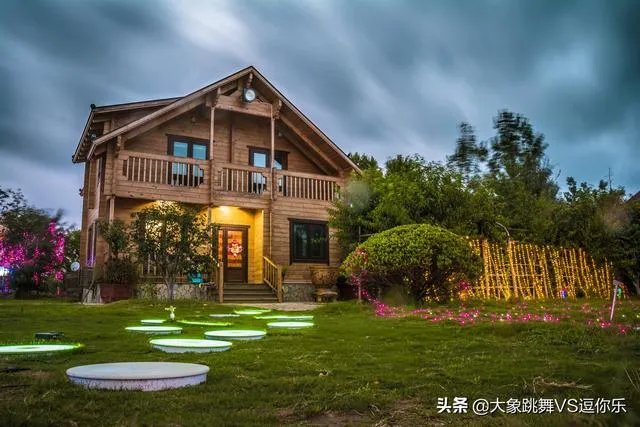 有哪些不小心露富的骚操作?