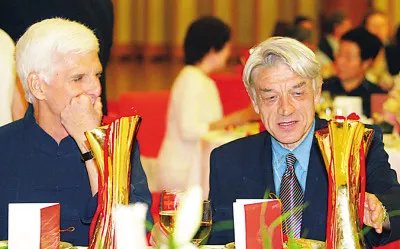 马布里获中国绿卡,中国绿卡申请条件