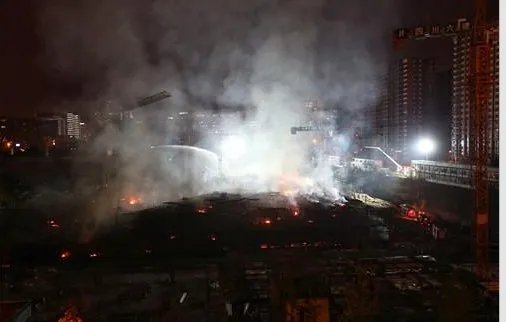 成都在建工地发生大火是什么情况?