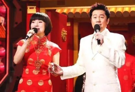 蔡国庆和尹相杰还有黄鹤翔,上台几乎都唱一首歌,你知道是哪几首歌吗?