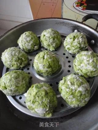 榆树钱窝窝头