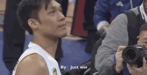比赛还剩1分钟,林志杰下场,阿不都沙拉木鼓掌欢送,你怎么看?