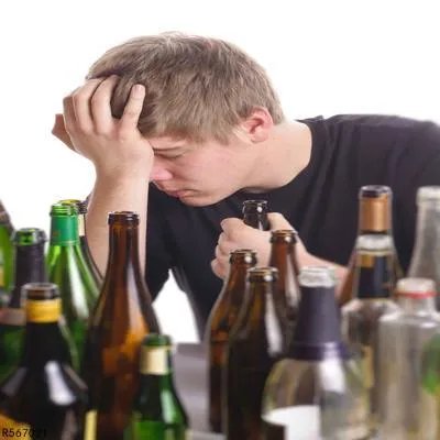 解酒药先吃还是后吃 了解解酒药的服用禁忌
