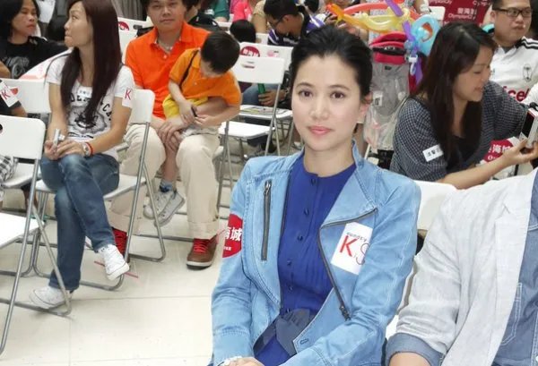曾经的港姐冠军,当年的袁咏仪到底有多漂亮?