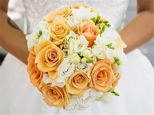 结婚纪念日是按照领证时间还是婚礼时间 结婚一周年按阴历还是阳历来算