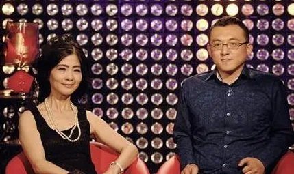 《非诚勿扰》中51岁阿姨和34岁小伙牵手成功,如今现状如何?