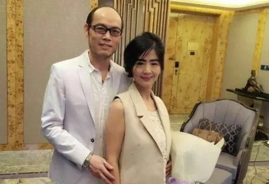 《非诚勿扰》中51岁阿姨和34岁小伙牵手成功,如今现状如何?
