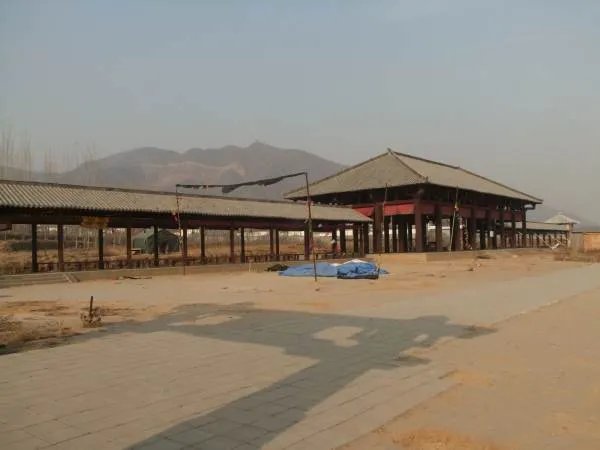 石家庄的狮身人面像具体在什么地方，那个地方是干什么的，除了狮身人面像还有什么？具体位置信息是什么，