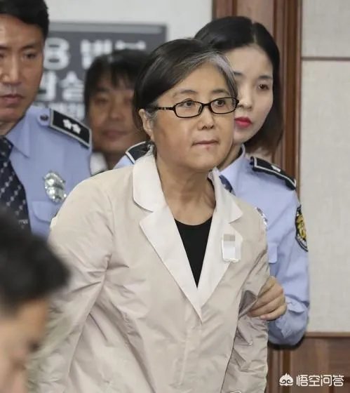 不是为了权势