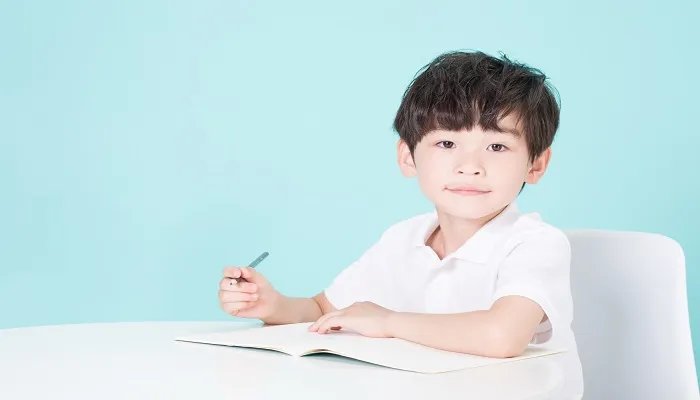 描写外貌的句子 描写一个人外貌的好句