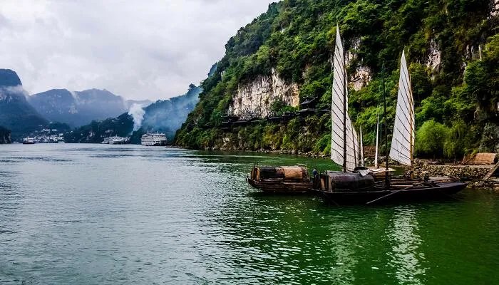 长江三峡指的是哪三峡