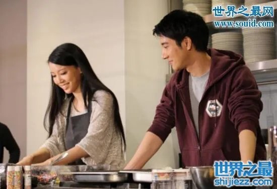 王力宏妻子李靓蕾个人资料曝光，家庭背景吓死人 