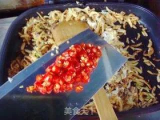 炒银针鱼