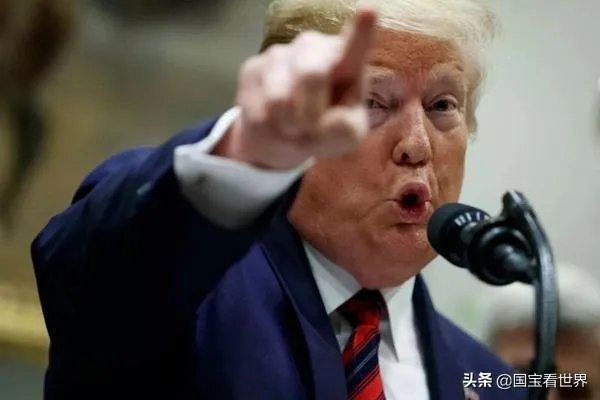 特朗普买岛受挫,为啥指责丹麦保护费交的太少?