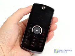 欧美系首款中国3G机 摩托罗拉L800t评测