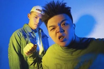 没有像我一样喜欢《中国有嘻哈》里面的黄旭吗？