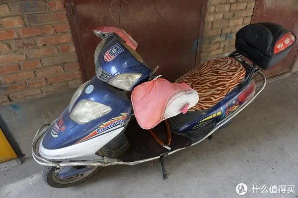 不粉不黑——小牛电动车 N1、M1 对比使用体验（附真人秀）