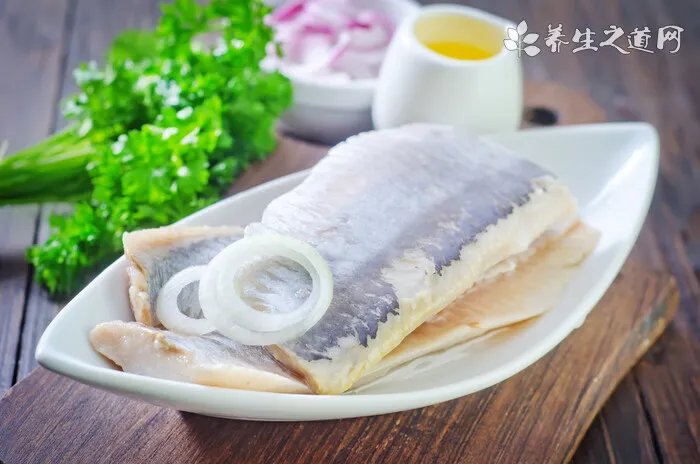 咸鱼长蛆了怎么办 咸鱼长蛆了还能吃吗