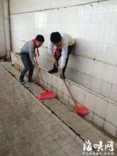 学校安排学生打扫厕所到底该不该?