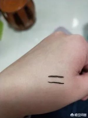 国内有哪些不起眼但是非常好用的的化妆品？