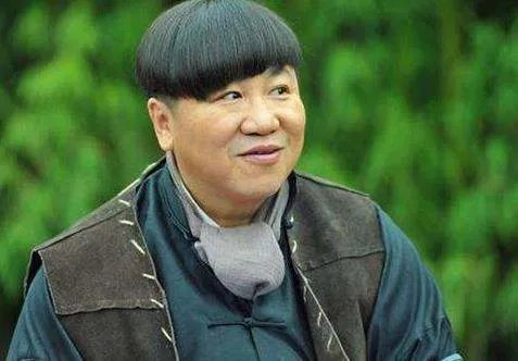 于月仙的去世不像表面上这么简单，“刘大脑袋”透露车祸细节，真相是什么？