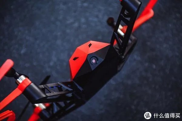 靠意念飞行到底有多玄乎?亲身体验UDrone意念无人机