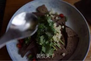凉拌猪肝