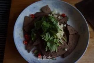 凉拌猪肝