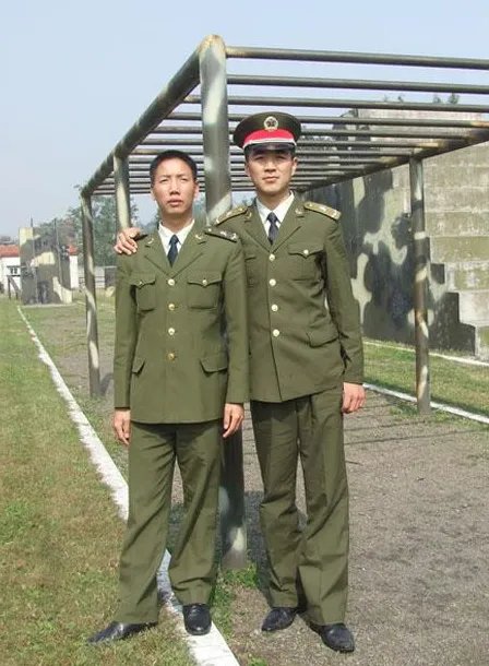 战友聚会通知了，没有参加聚会的这些人是什么心态呢？