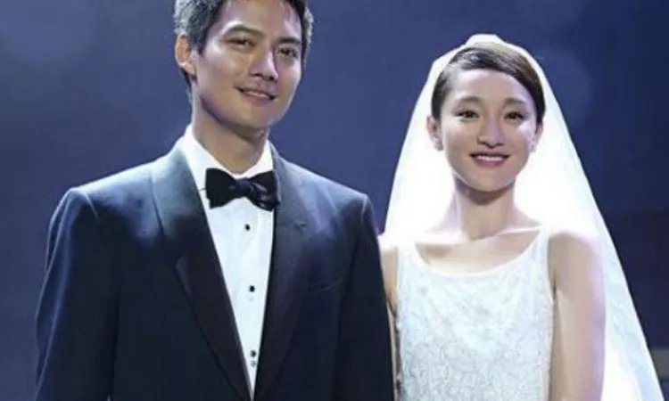 周迅高圣远离婚一事的端倪从什么时候开始就体现出来了？