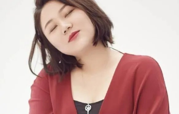 高以翔去世后杨天真连发三条微博,现在全删了,是心虚了还是另有图谋?