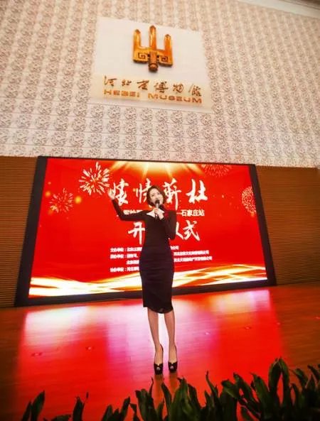 张蕾助阵朱军画展具体什么情况?是怎么回事?