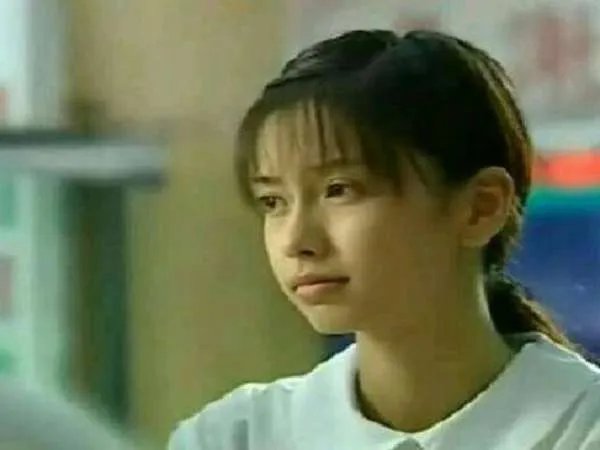 杨颖是变成国内一线女星的?