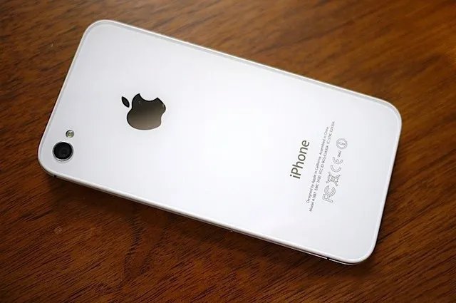 不老经典款 成都iPhone 4s报价1350元