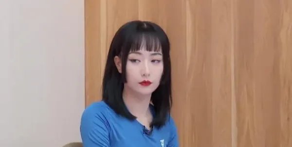 宁静看到白冰的“公主切”建模为啥会很惊讶？