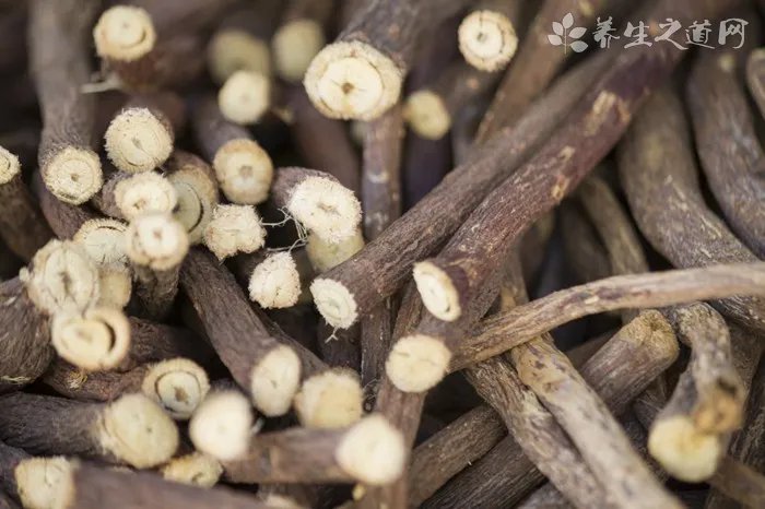 粘土、沙土适合种植什么中药材