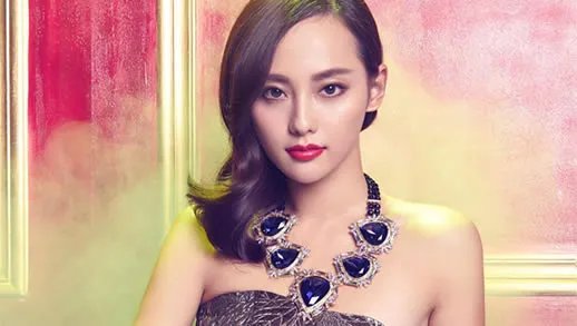 张嘉倪回应拒合影什么情况:始末详情及回应内容