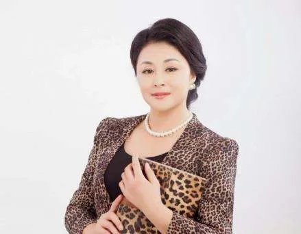于月仙的去世不像表面上这么简单,“刘大脑袋”透露车祸细节,真相是什么?